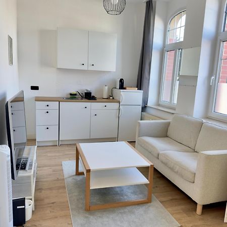 Raha Apartments - Charmantes Studio-Apartment - Hbf - Gratis Parkplatz 에르푸르트 외부 사진