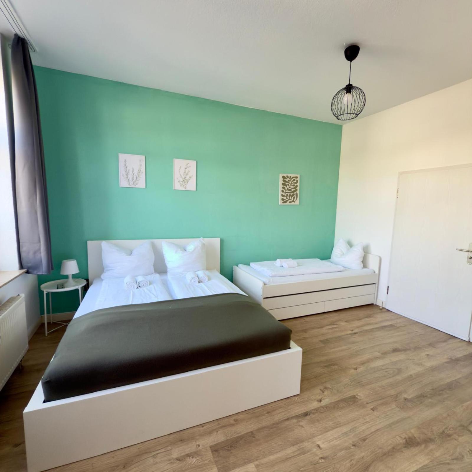 Raha Apartments - Charmantes Studio-Apartment - Hbf - Gratis Parkplatz 에르푸르트 외부 사진