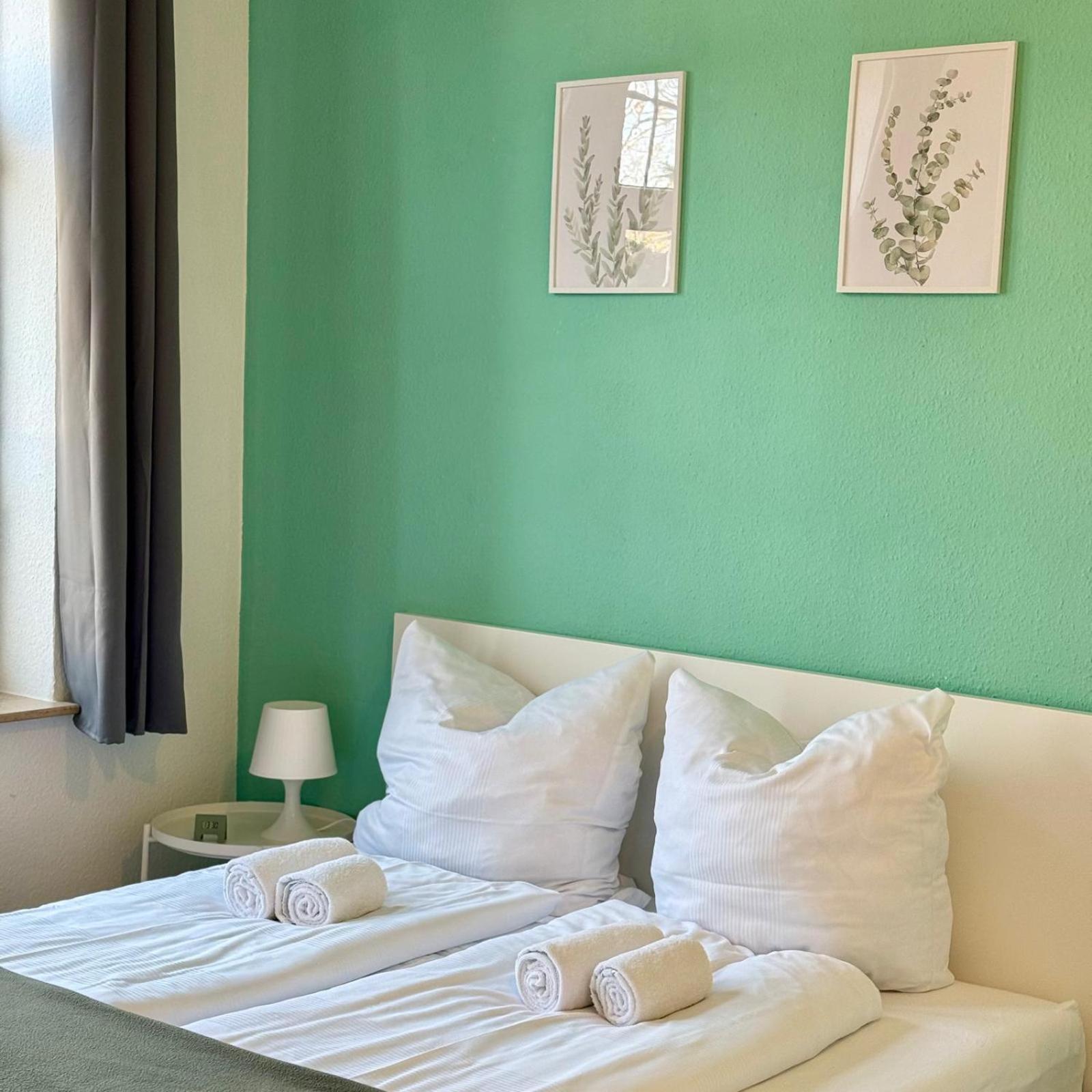 Raha Apartments - Charmantes Studio-Apartment - Hbf - Gratis Parkplatz 에르푸르트 외부 사진